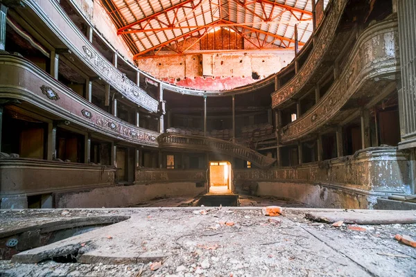 Interior Stage Armchairs Old Decadent Abandoned Theater Italy High Quality — Stockfoto