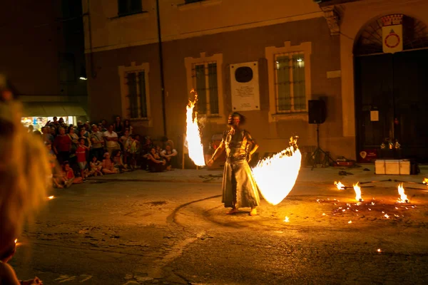 Reggio Emilia Italy 2018 Montecchio Unplugged Free Street Event Fire — Zdjęcie stockowe