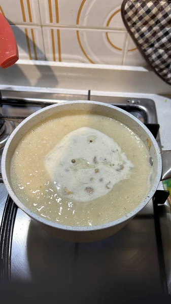 Mushroom Soup Cooking Fire High Quality Photo — Stockfoto