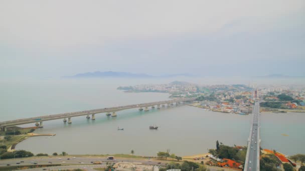 Twee bruggen in Florianopolis. — Stockvideo