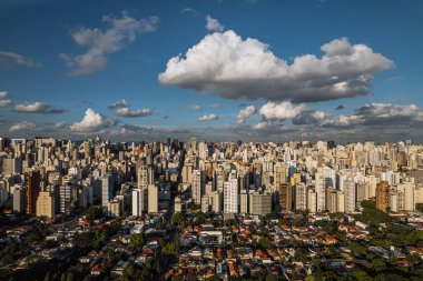 İyi akşamlar Sau Paulo.