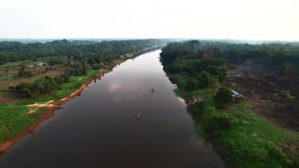 Grande espaço do rio Amazonas. — Vídeo de Stock