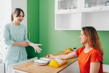 Bir hastadan kan örneği. Testleri geçiyoruz..