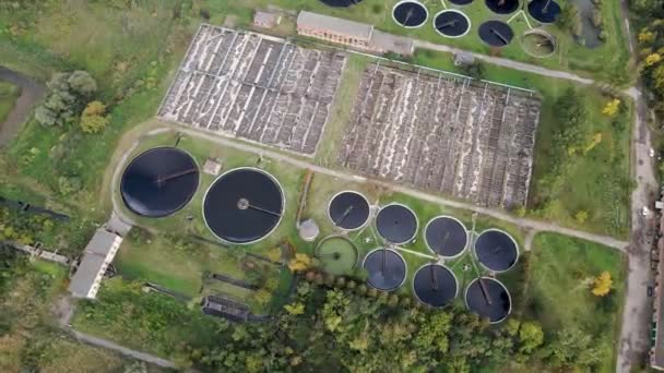 Fábrica de filtro urbano de agua — Vídeo de stock