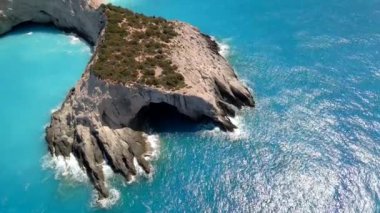 Porto Katsiki sahil manzaralı Yunan tatili