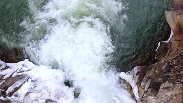 Vue de la cascade d'hiver — Video