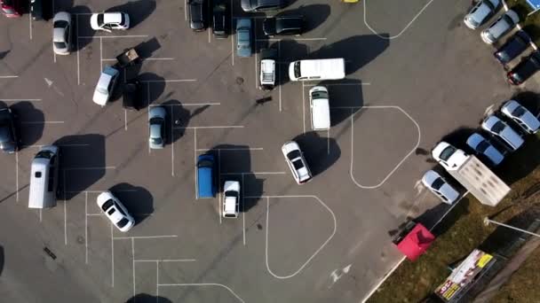 Parking en face du centre commercial vue aérienne — Video