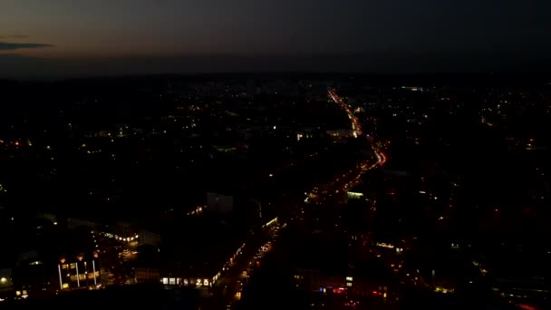 Εναέρια άποψη της πόλης Lviv νύχτα — Αρχείο Βίντεο