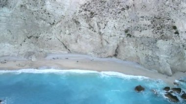 Porto Katsiki sahil manzaralı Yunan tatili
