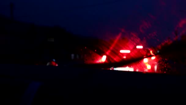 Rain drops on car windshield — Stock Video