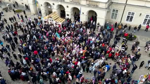 Lwów, Ukraina - 7 stycznia 2022: Święto Bożego Narodzenia — Wideo stockowe