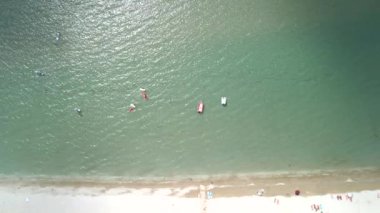 Lefkada Adası 'ndaki Vasiliki Sahili manzarası