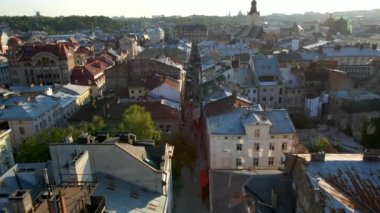 Avrupa 'nın eski şehir caddesinin genel manzarası