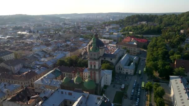 Drönare skott av lviv stad på sommaren — Stockvideo