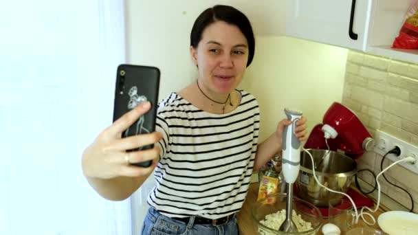 Woman Blogger Filming Cooking Show Domestic Kitchen Copy Space — Stockvideo
