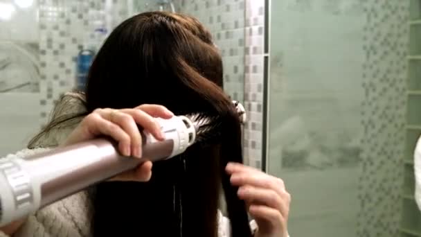 Woman Hairdryer Front Mirror Bathroom — 비디오