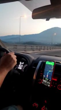 Yunanistan 'da otomobil seyahati gündoğumu