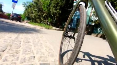 kamera bisiklet pedalına yapıştı