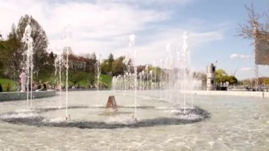 Eski şehrin merkezindeki çeşme.