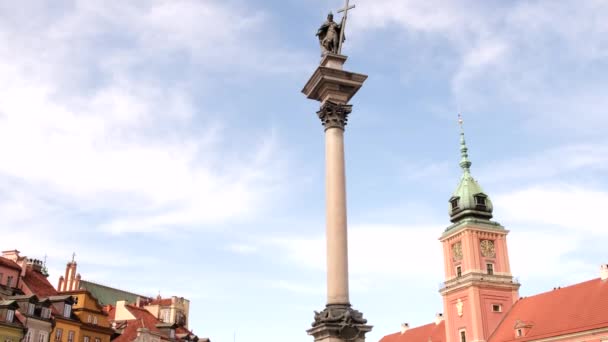 Warsaw, Poland, April 30, 2022: panoramic view of old town — ストック動画