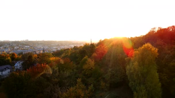 Puesta Sol Sobre Ciudad Lviv Otoño Ucrania Copia Espacio — Vídeos de Stock