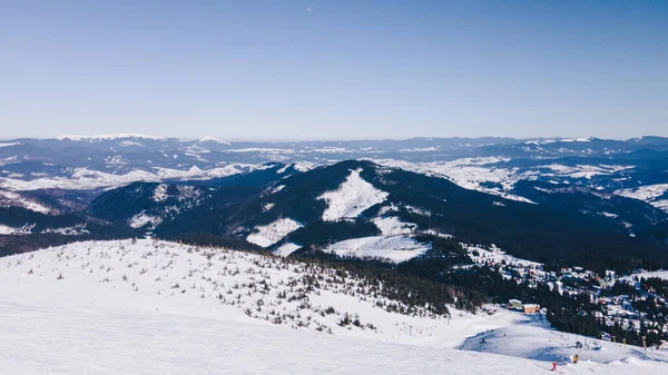 Πανοραμική Θέα Του Χειμώνα Χιονισμένα Βουνά Ομορφιά Στη Φύση Αντίγραφο — Φωτογραφία Αρχείου