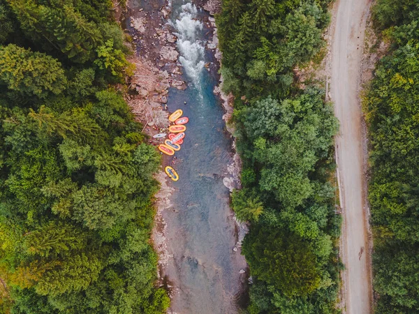 Widok Lotu Ptaka Górskich Rzek Rafting Strumieniu Ekstremalna Witalność — Zdjęcie stockowe