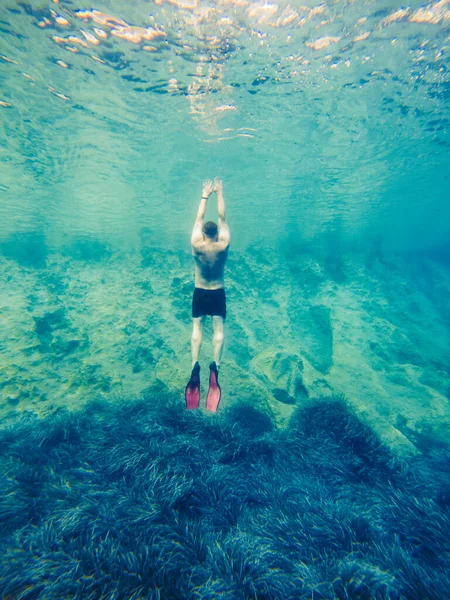 Homem Mergulho Máscara Snorkeling Água Mar Greece Férias — Fotografia de Stock