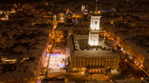 Widok Lotu Ptaka Zima Centrum Lwowa Pokryty Śniegiem — Zdjęcie stockowe