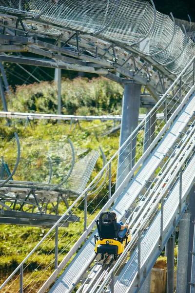 Atracción Extrema Las Montañas Concepto Viaje Verano — Foto de Stock