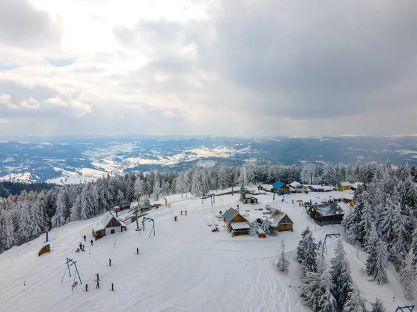 Pemandangan Udara Gunung Ski Trostyan Ukraine Carpathian Ruang Fotokopi Gunung — Stok Foto