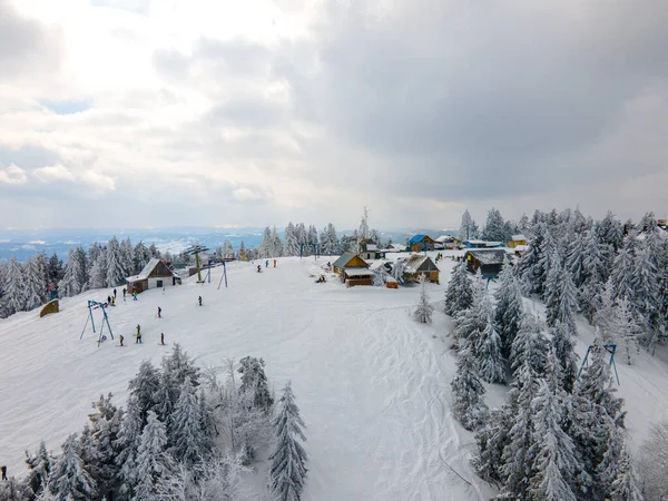 Pemandangan Udara Gunung Ski Trostyan Ukraine Carpathian Ruang Fotokopi Gunung — Stok Foto