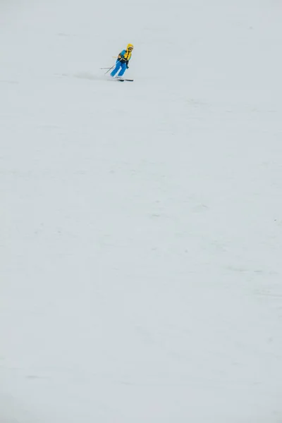 Woman Skier Ski Slope Winter Extreme Sport — Stock Photo, Image