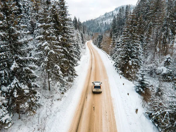 Aerial View Car Snowed Road Mountains Winter Season — Stock Photo, Image