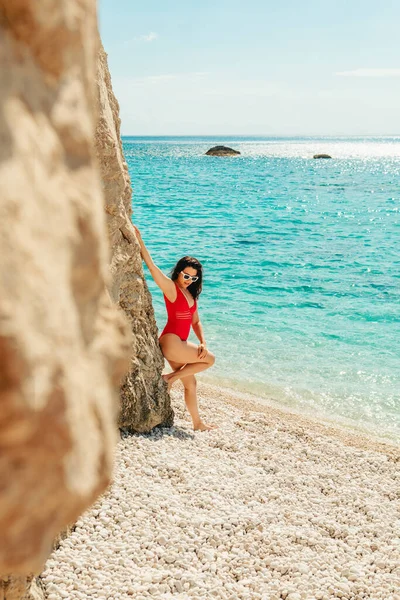 Stunning Woman Red Swimsuit Sea Beach Copy Space — Stock Photo, Image