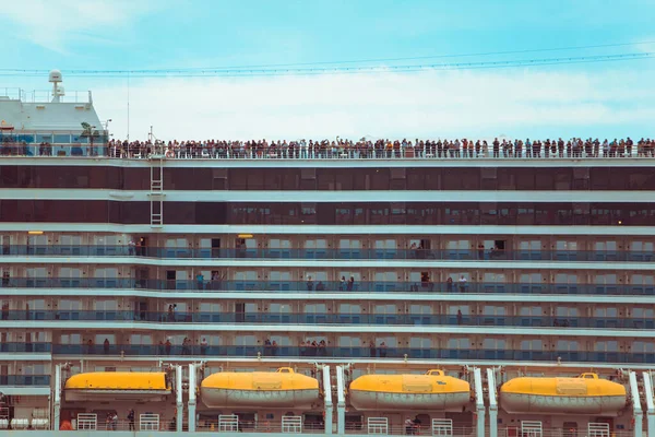 Uitzicht Mensen Cruise Lijnvaart Concept Vakantie — Stockfoto