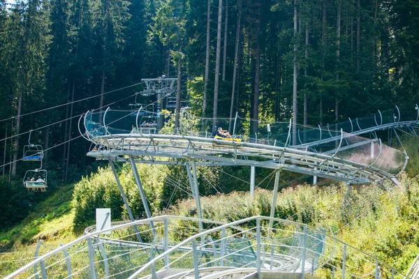 Extreme Attraktion Den Bergen Sommerreisekonzept — Stockfoto