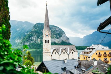 Çan kulesi Hallstatt Avusturalya kopyalama alanını kapatın