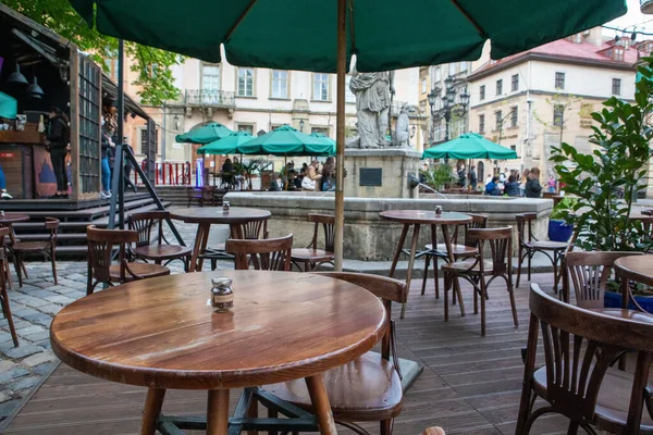 Outdoors Street Cafe Empty Tables Copy Space — Stock Photo, Image