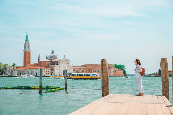 Tourist Woman Looking Basilica San Giorgio Maggiore Venice Italy Copy — Stock Photo, Image