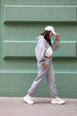 Poşet kumaşlı kadın manken fotokopi alanı