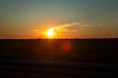 Alan kopyalama alanının üzerinde gün batımı