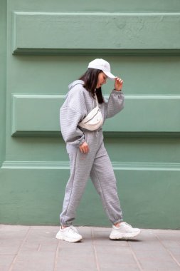 Poşet kumaşlı kadın manken fotokopi alanı