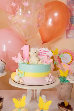 Tatlı tezgah ve pastalar 1 yıllık fotokopi alanı