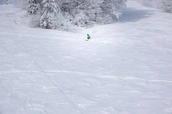 Mand Skiløber Ski Skråning Kopi Plads - Stock-foto