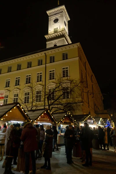 Lviv Ukraine December 2021 Christmas Fair City Center Night Time — Fotografia de Stock