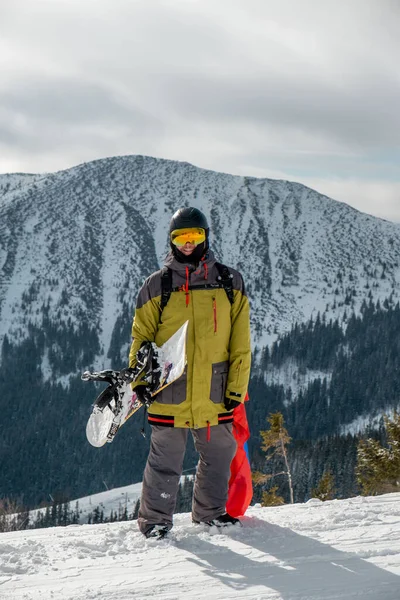 Man Snowboarder Met Slowakije Vlag Skigebied Piste Mooie Bergen Landschap — Stockfoto