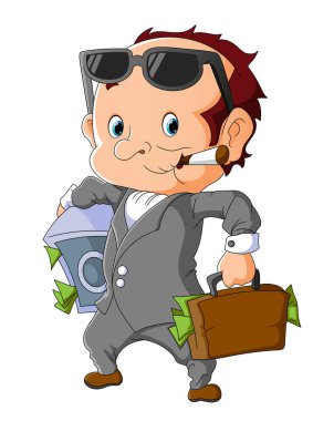 Yaşlı hırsız bir sürü resimli resim getiriyor.