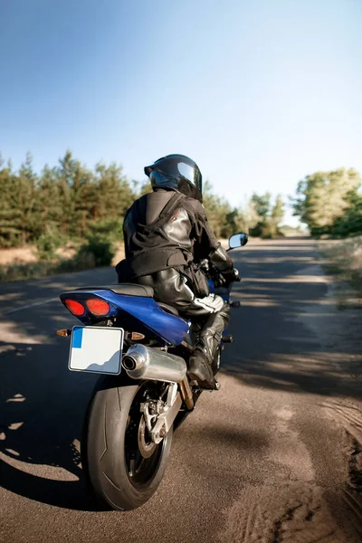 Vacker Motorcykel Ridning Skogsväg Kul Att Köra Tom Väg Motorcykeltur — Stockfoto