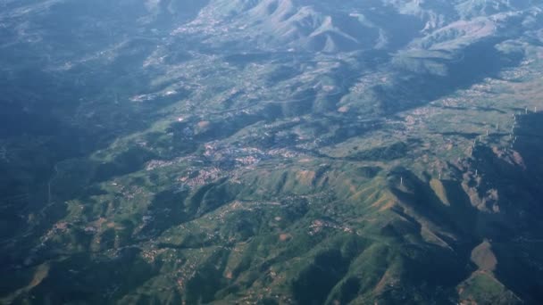 Perjalanan Terbang Atas Pegunungan Melihat Kanan Bingkai Penumpang Yang Tidak — Stok Video